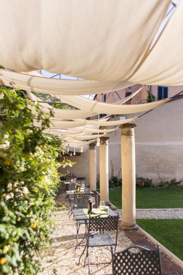 Lucus Exclusive Bed And Breakfast Lucca Exterior foto