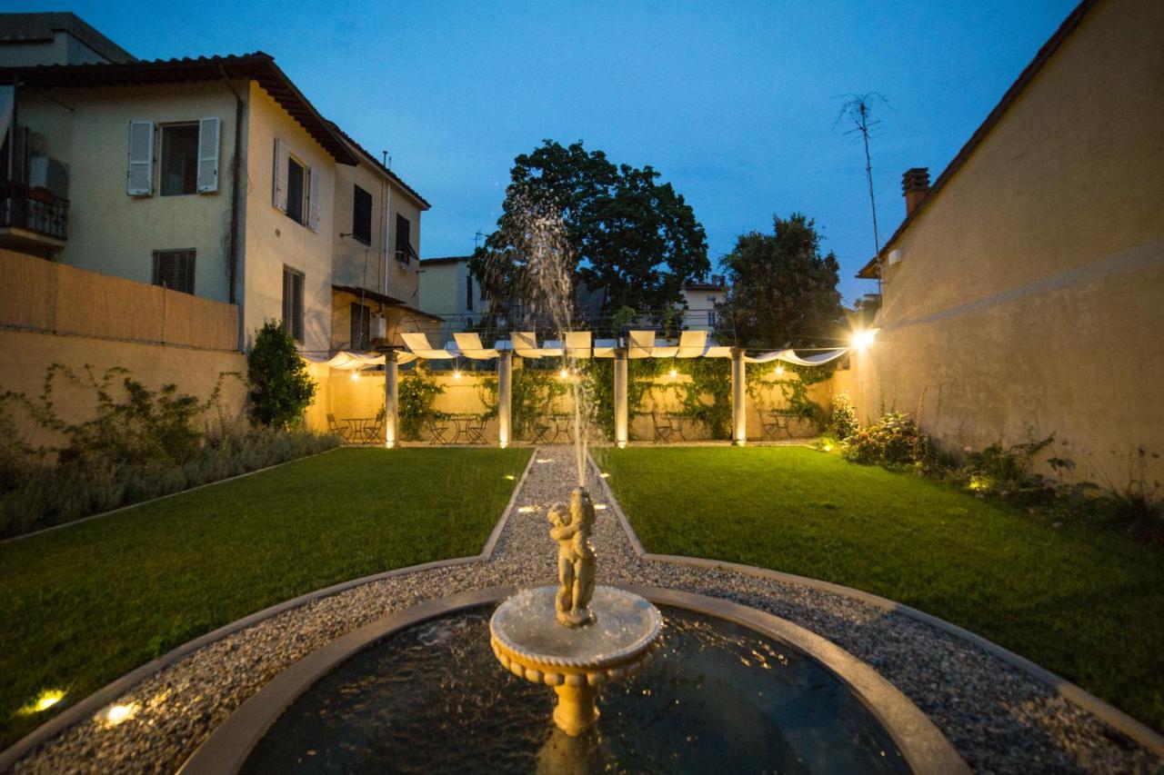 Lucus Exclusive Bed And Breakfast Lucca Exterior foto